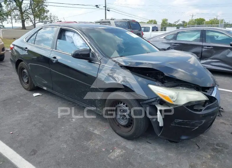 2015 Toyota CAMRY фото