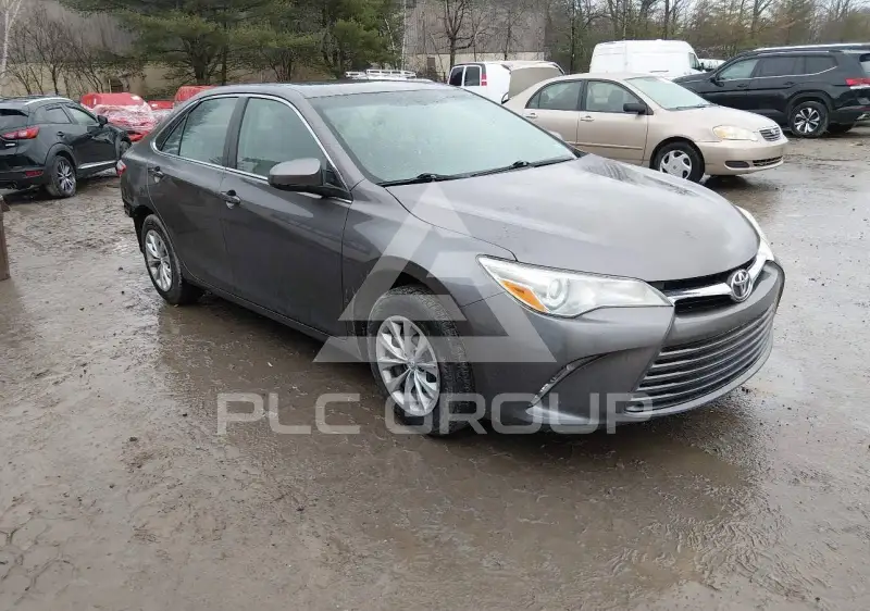 2015 Toyota CAMRY фото