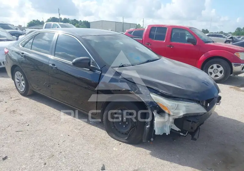 2015 Toyota CAMRY фото