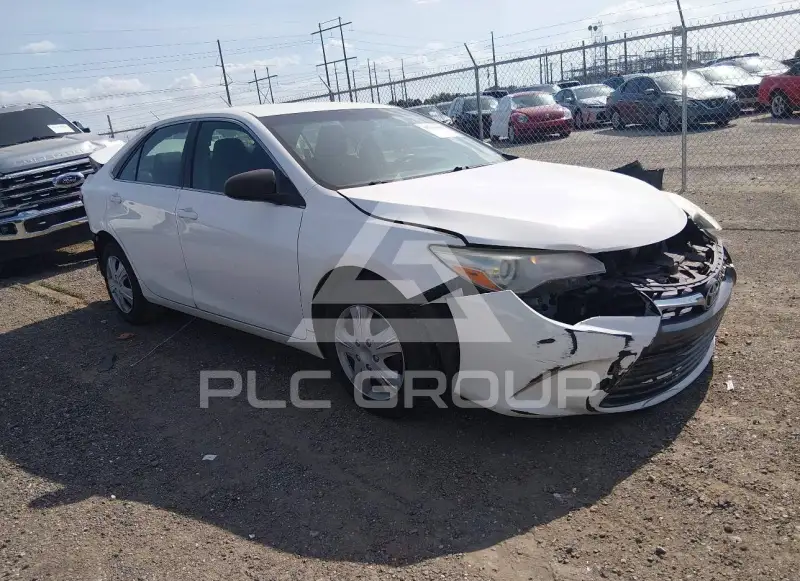 2015 Toyota CAMRY фото