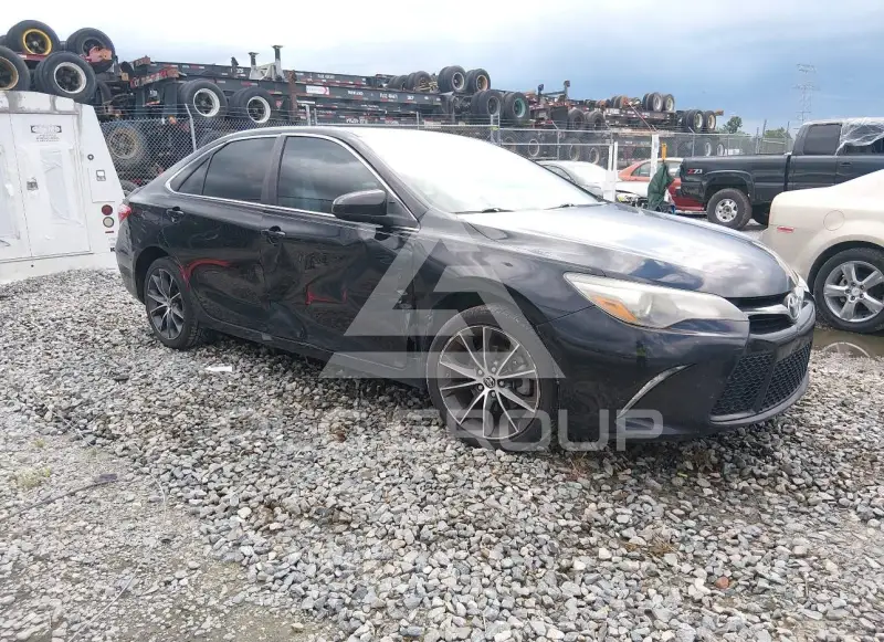 2015 Toyota CAMRY фото