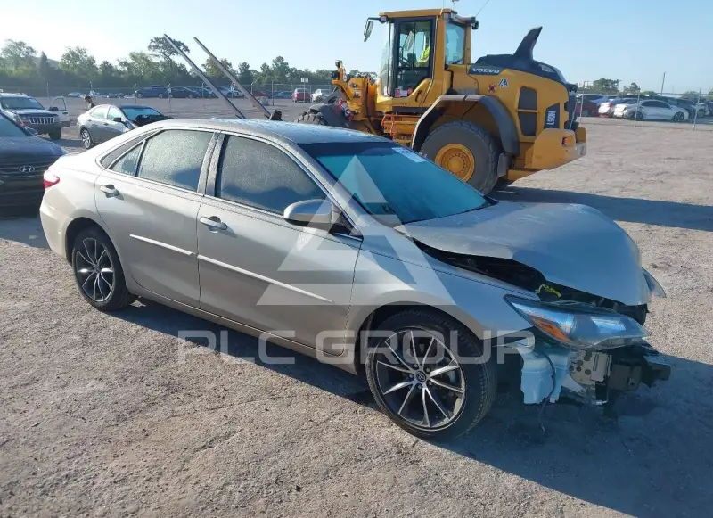 2015 Toyota CAMRY фото