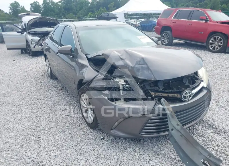 2015 Toyota CAMRY фото