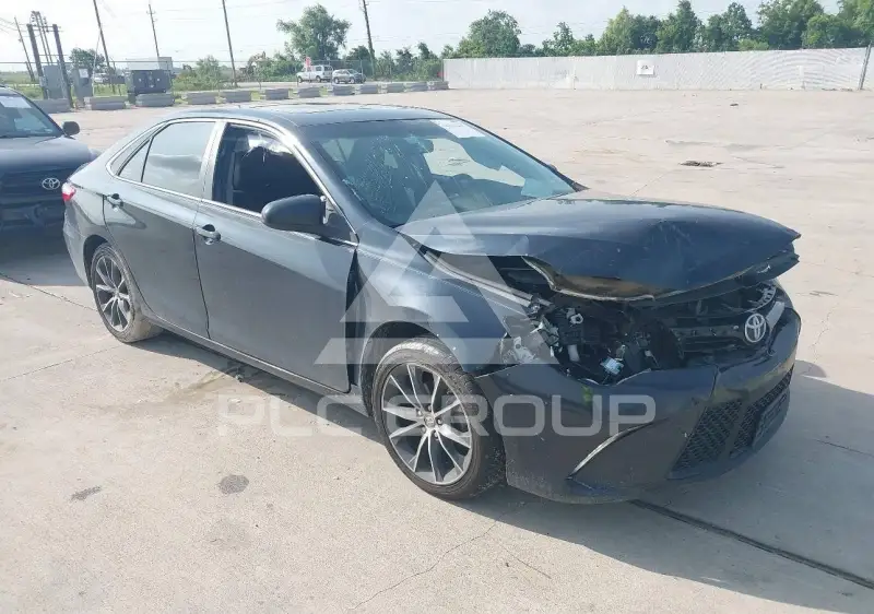2015 Toyota CAMRY фото