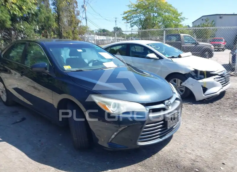 2015 Toyota CAMRY фото
