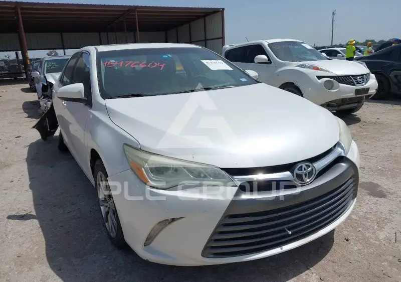 2015 Toyota CAMRY фото