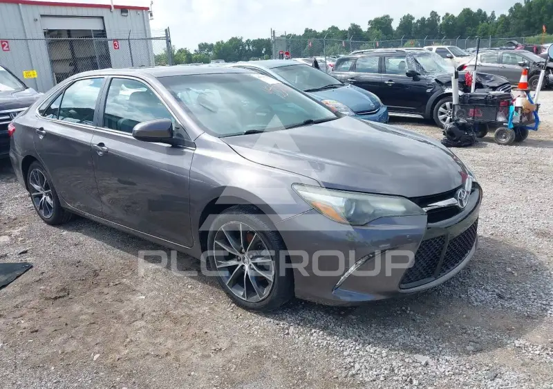 2015 Toyota CAMRY фото