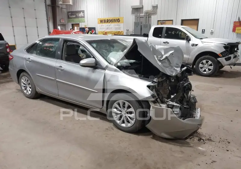 2015 Toyota CAMRY фото