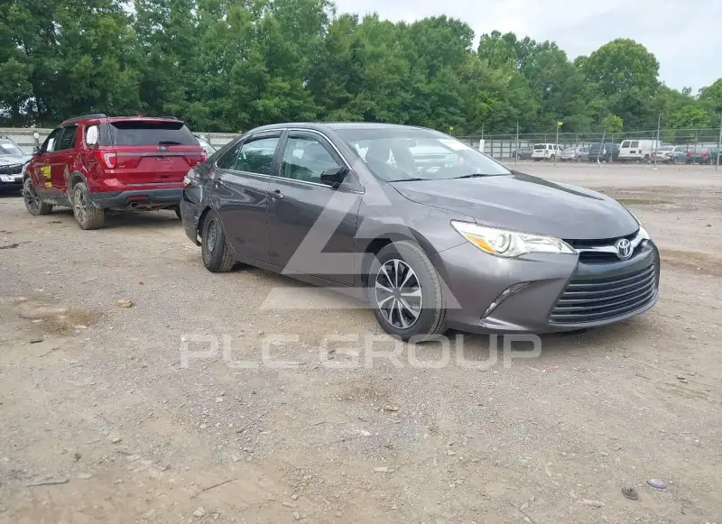 2015 Toyota CAMRY фото