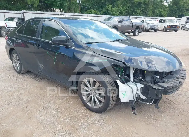 2015 Toyota CAMRY фото
