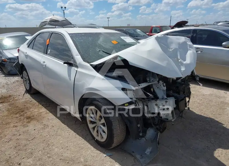 2015 Toyota CAMRY фото