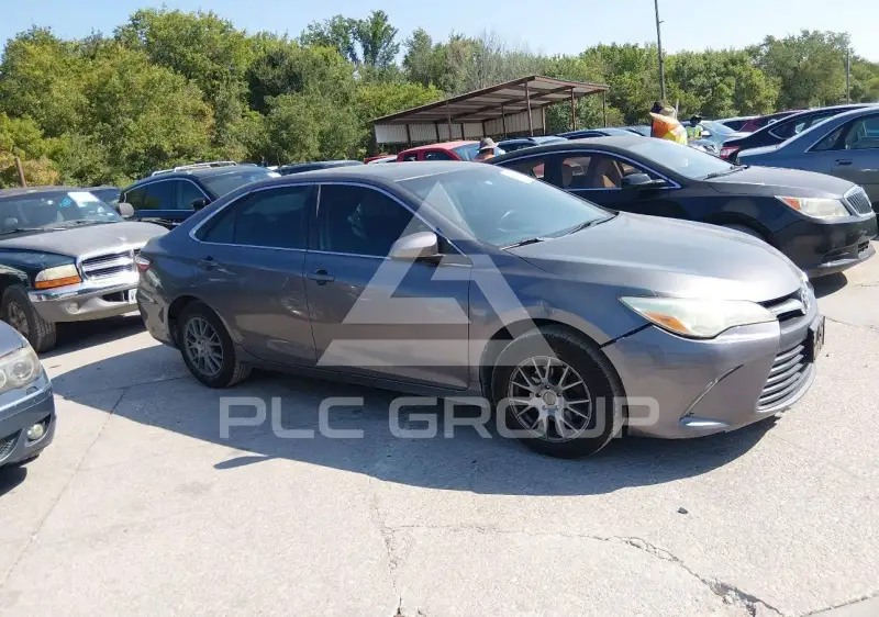 2015 Toyota CAMRY фото