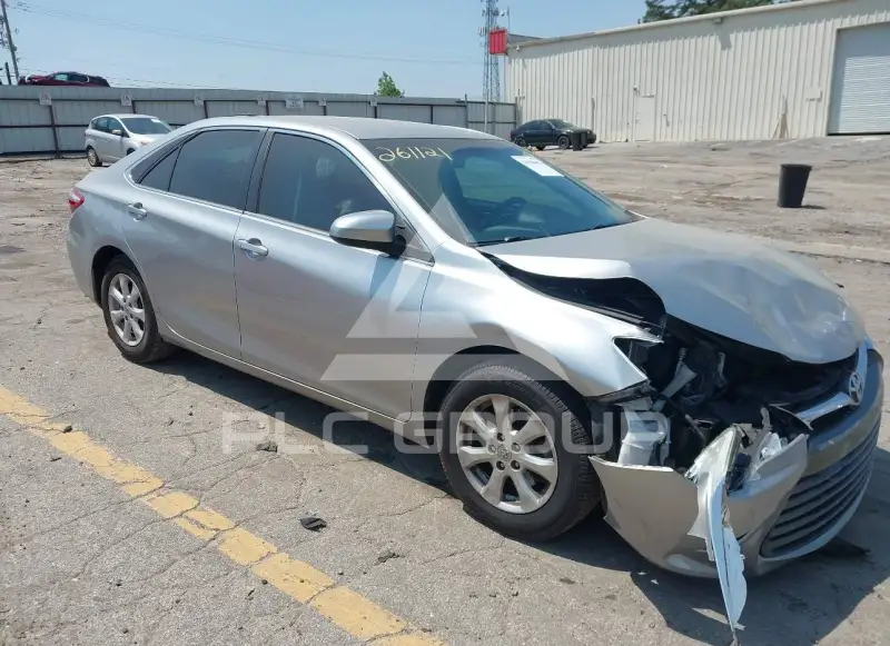 2015 Toyota CAMRY фото