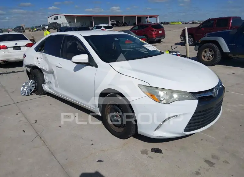 2015 Toyota CAMRY фото
