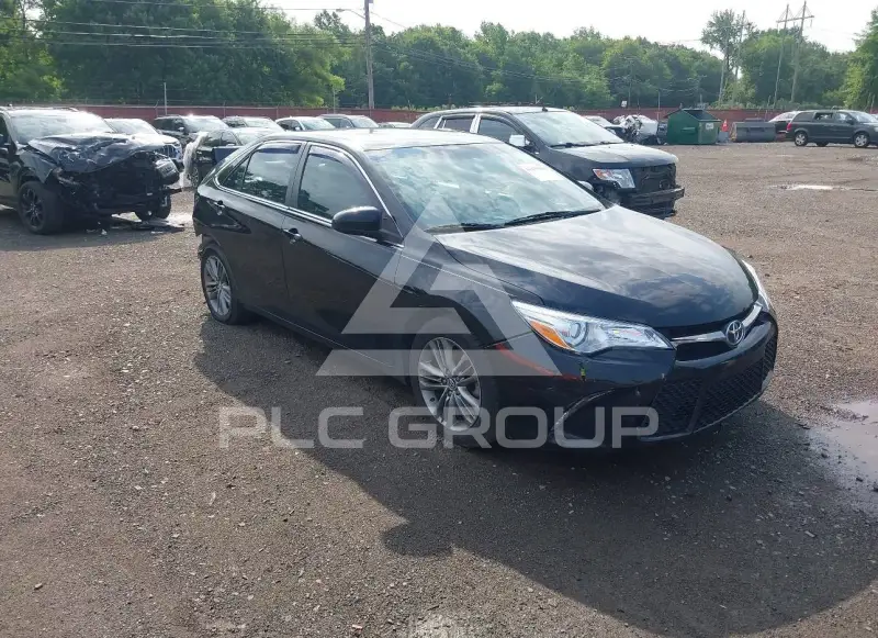 2015 Toyota CAMRY фото