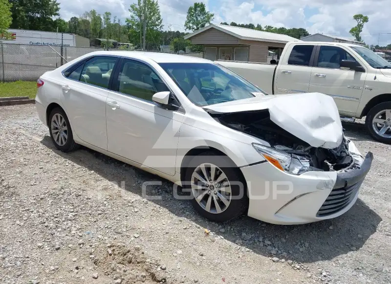 2015 Toyota CAMRY фото