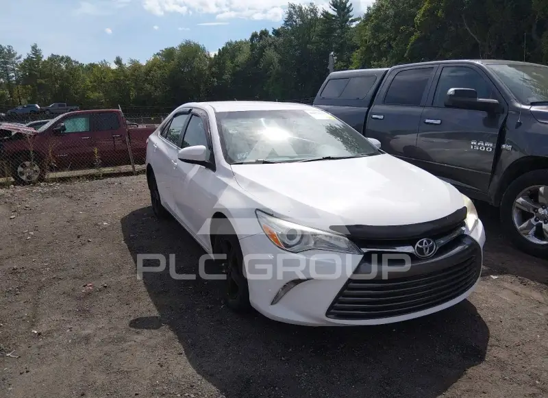 2015 Toyota CAMRY фото