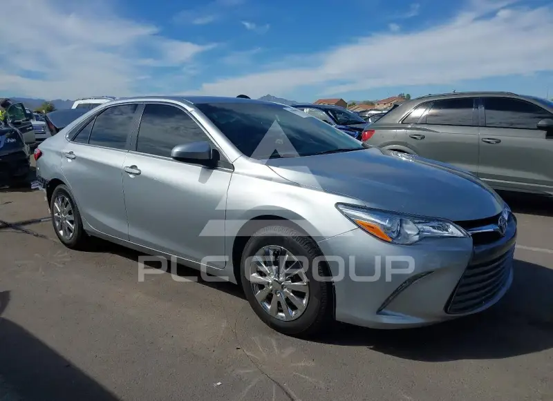 2015 Toyota CAMRY фото