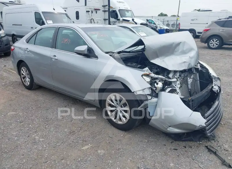 2015 Toyota CAMRY фото
