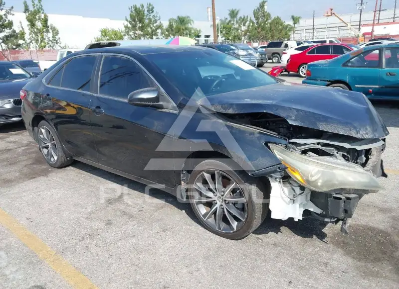 2015 Toyota CAMRY photo