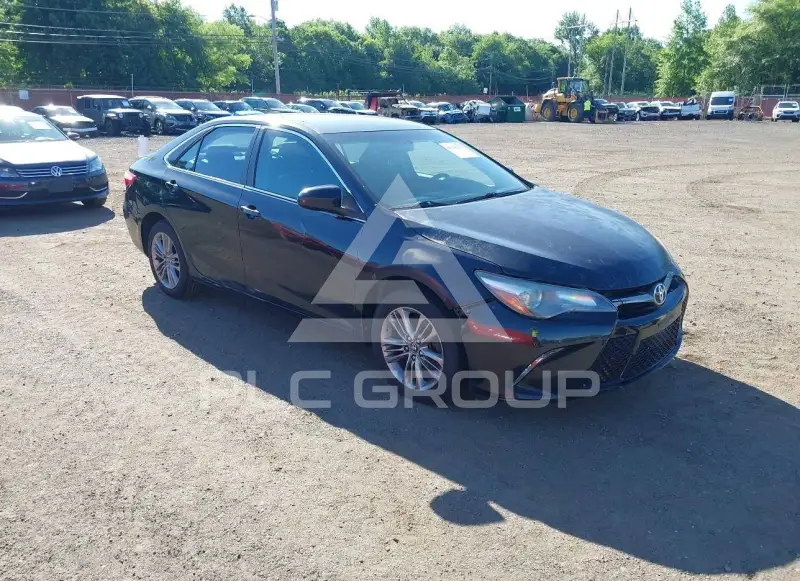2015 Toyota CAMRY фото