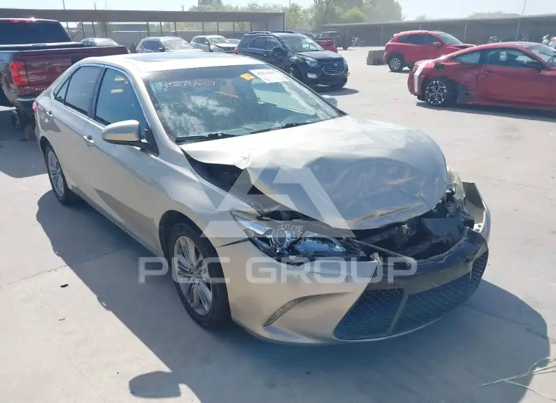 2015 Toyota CAMRY фото