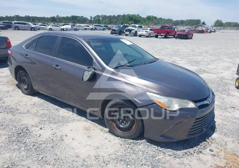 2015 Toyota CAMRY фото
