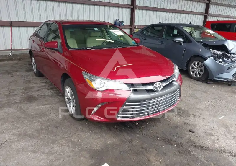 2015 Toyota CAMRY фото