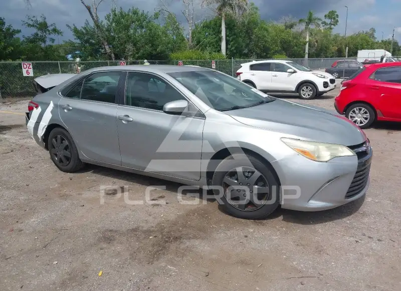 2015 Toyota CAMRY фото