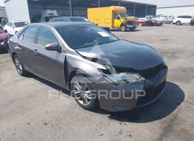 2015 Toyota CAMRY фото