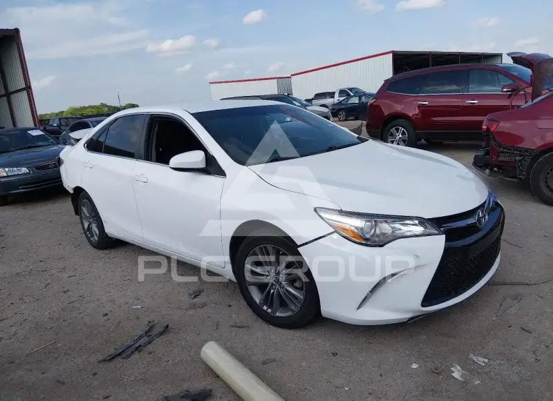 2015 Toyota CAMRY фото
