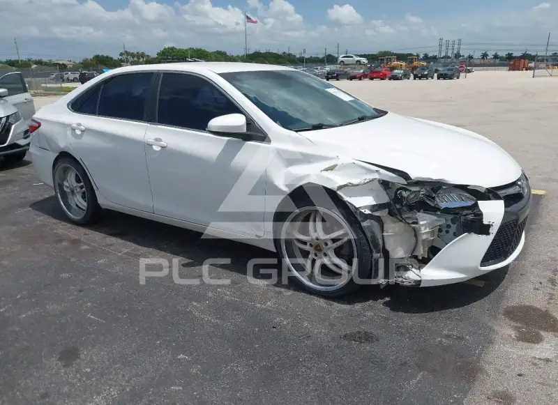 2015 Toyota CAMRY фото