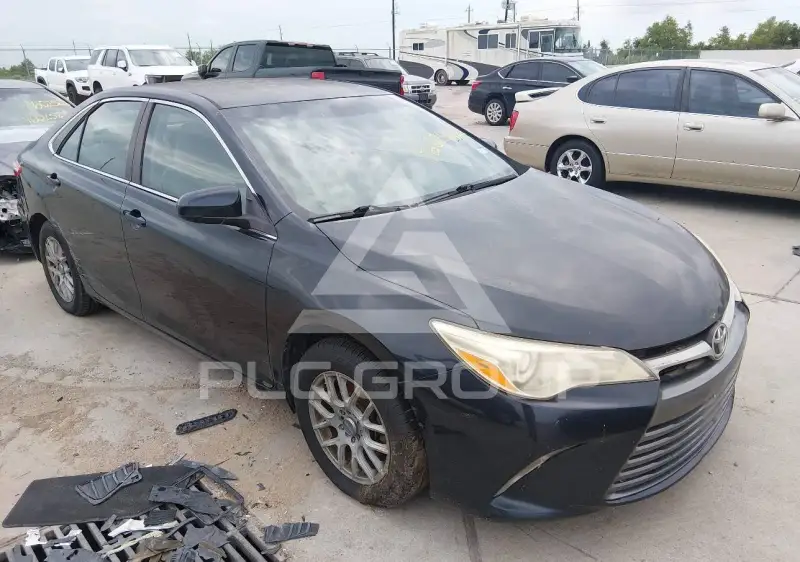 2015 Toyota CAMRY фото