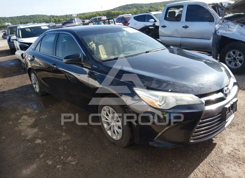 2015 Toyota CAMRY фото