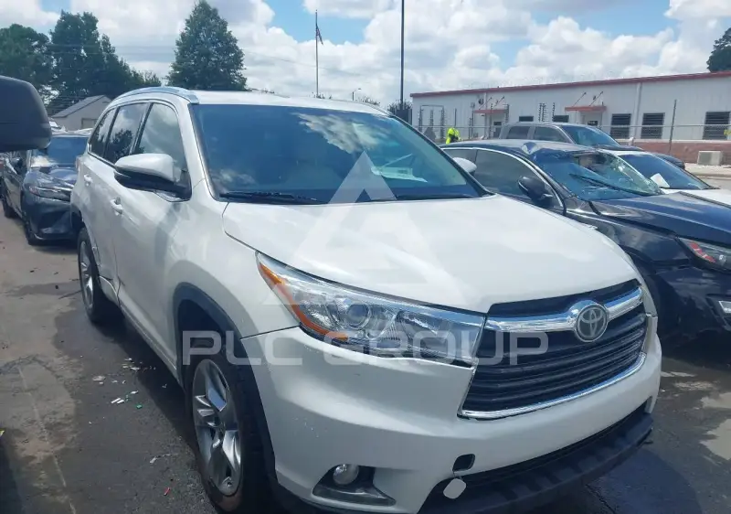 2015 Toyota Highlander фото