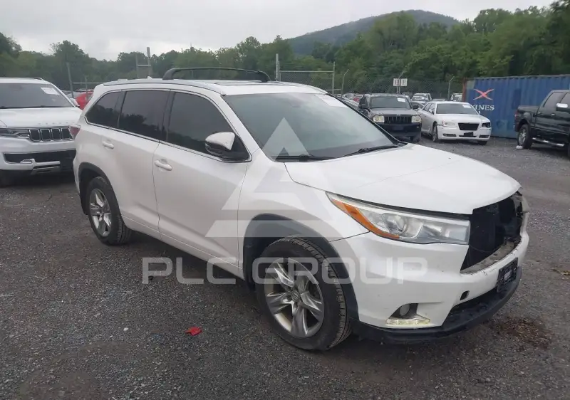 2015 Toyota Highlander photo