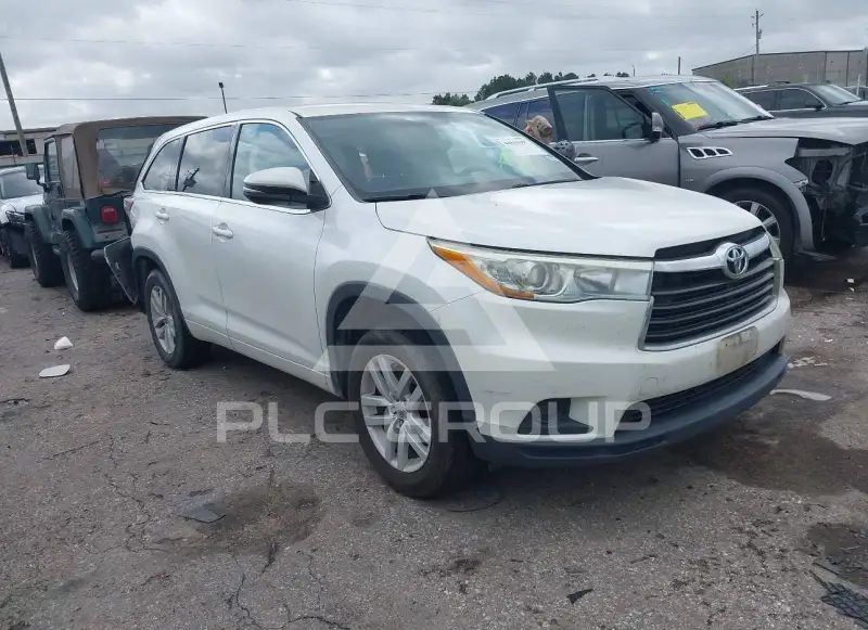 2015 Toyota Highlander photo