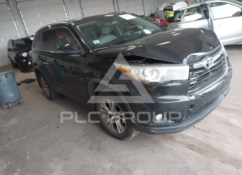 2015 Toyota Highlander фото
