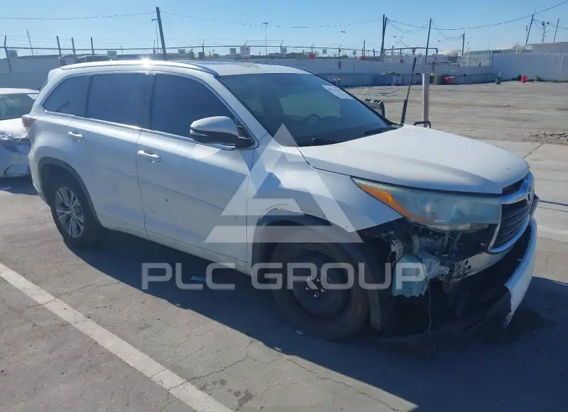 2015 Toyota Highlander фото