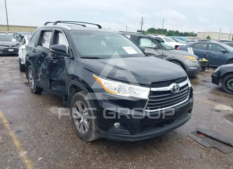 2015 Toyota Highlander фото