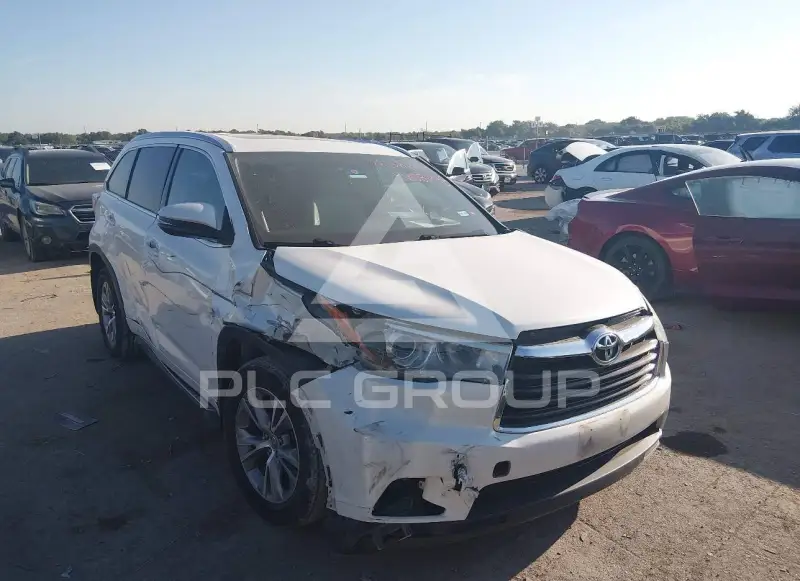 2015 Toyota Highlander фото
