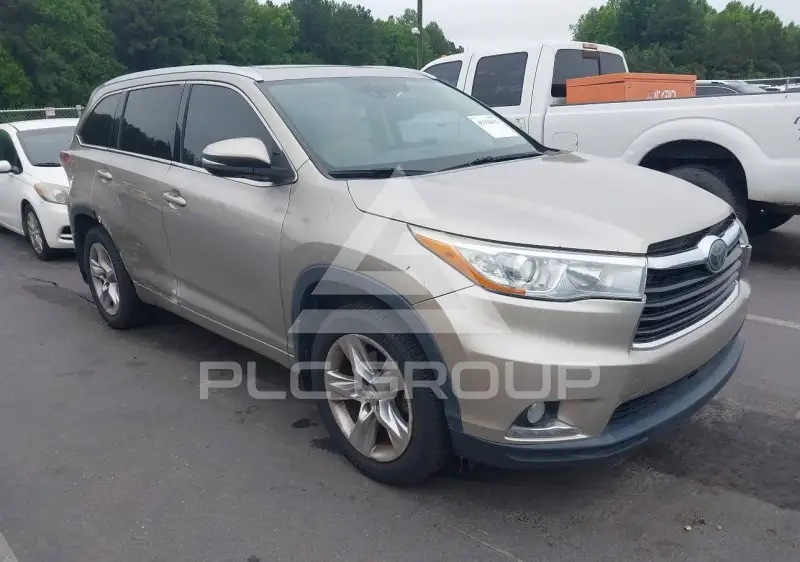 2015 Toyota Highlander photo