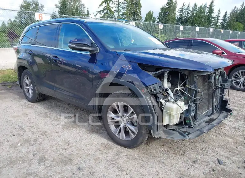 2015 Toyota Highlander photo