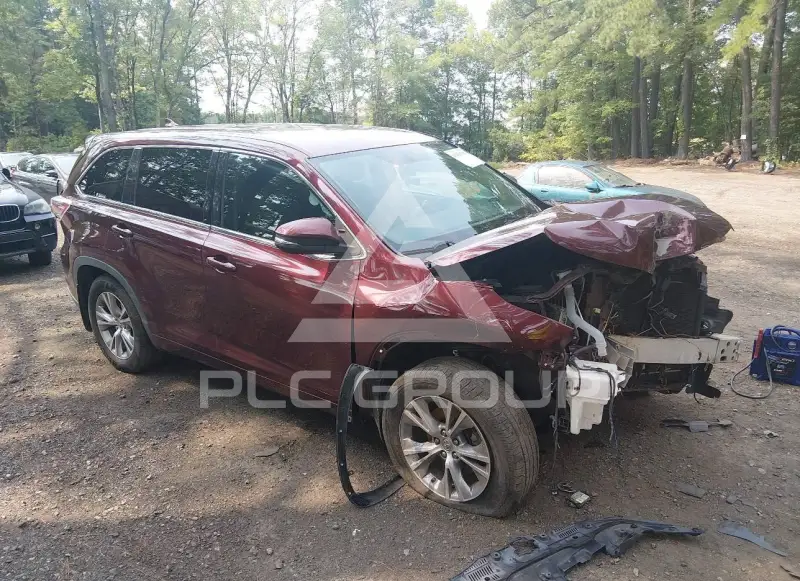 2015 Toyota Highlander фото