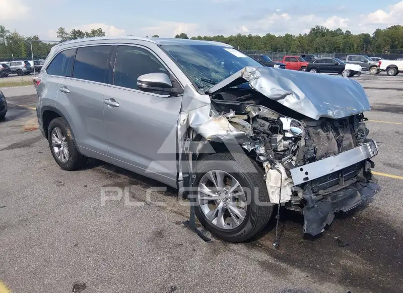 2015 Toyota Highlander фото