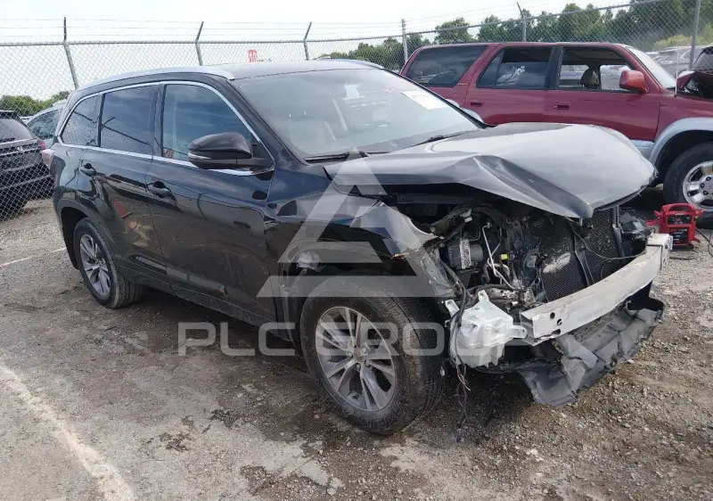 2015 Toyota Highlander фото