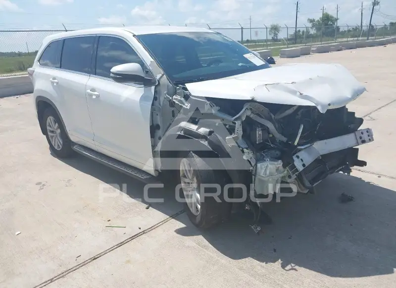 2015 Toyota Highlander photo