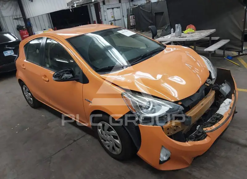 2015 Toyota PRIUS фото