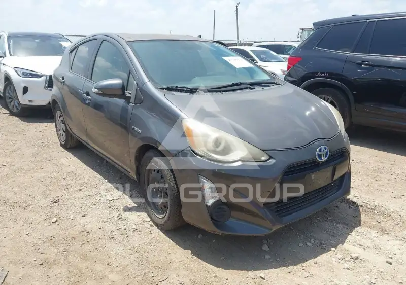 2015 Toyota PRIUS фото