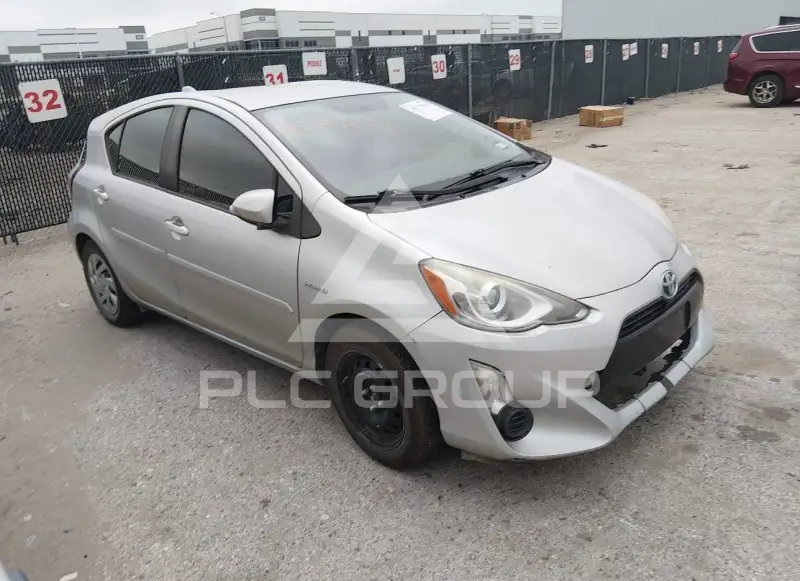 2015 Toyota PRIUS фото